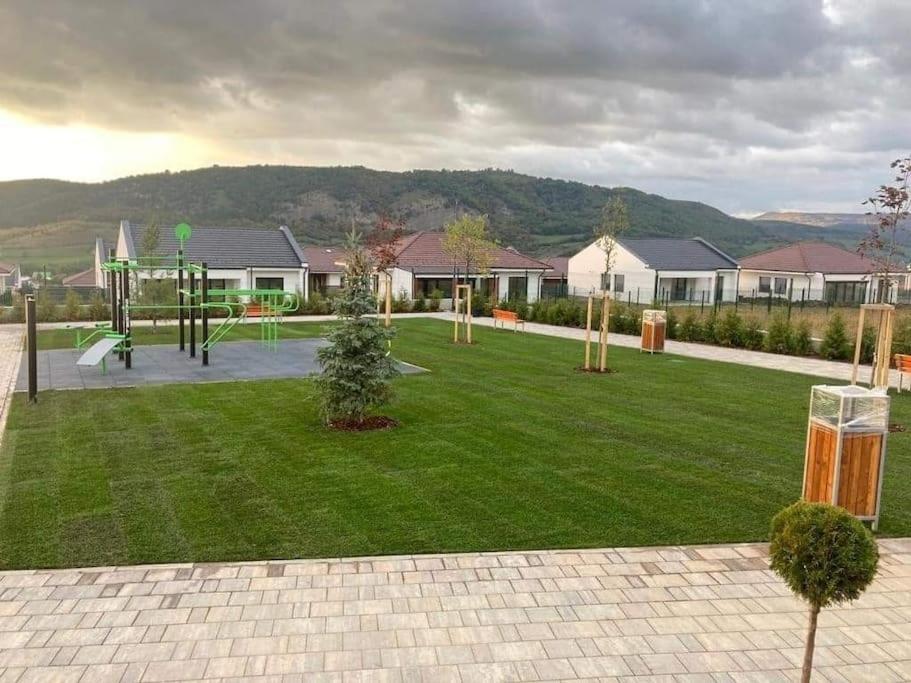 Sunset Hills Transylvania Székelyudvarhely Kültér fotó